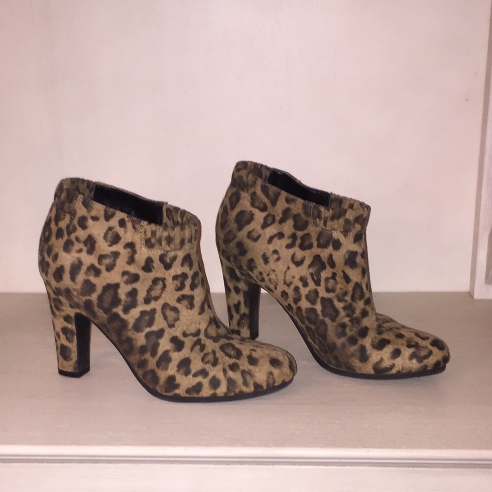 Leopard booties